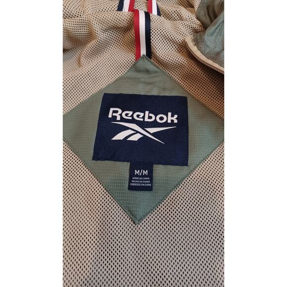 REEBOX LIGHTWEIGHT JACKET sz:MEDIUM NEW WITH TAGS - Picture 4 of 6